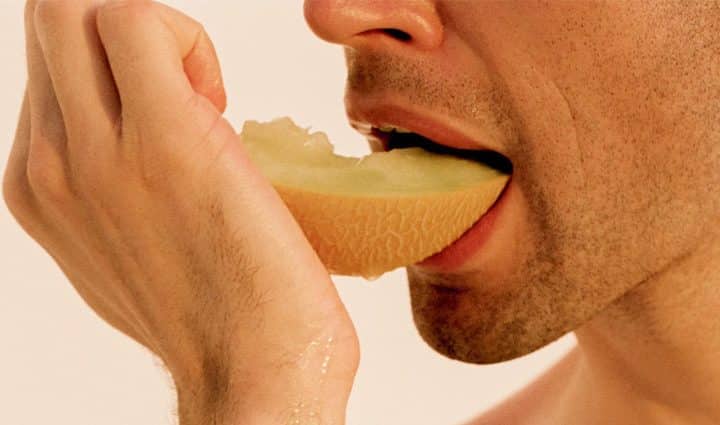 what to avoid eating before sex