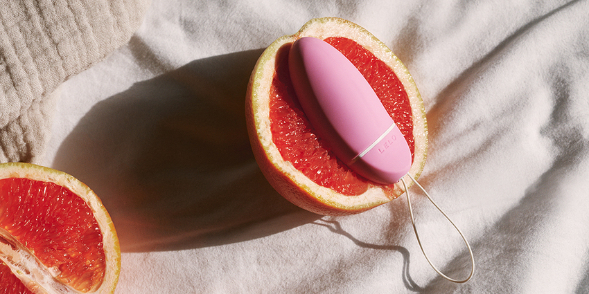 lelo vibrating ben wa ball smart bead