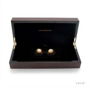 LELO Beads Luxe package