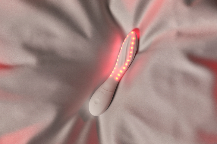 red light vibrator mona spectra lelo