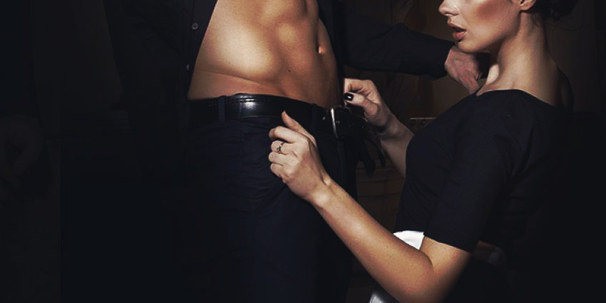 Cómo hacer una cubana o masturbación con los pechos en pareja