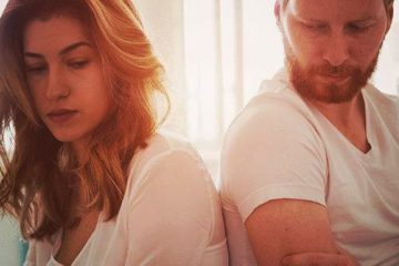 problemas de comunicación en pareja reflejados en una discusión y distanciamiento emocional