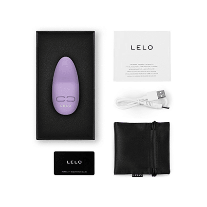 Contenido de la caja LILY 3 de LELO con vibrador de clítoris, cable USB, funda y accesorios