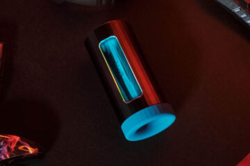 LELO F1S V3, manga de estimulación para el pene disponible en tamaño normal y XL