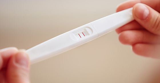 10 Tests de grossesse à Travers l’Histoire ou l’Art de la Divination Obstétricienne