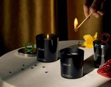 Come usare la candela Flickering Touch di LELO