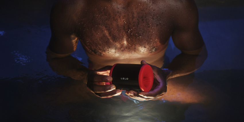 LELO_F2S